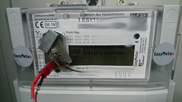EasyMeter mit angeheftetem IR-Transistor